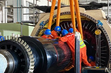 電廠汽輪發(fā)電機轉(zhuǎn)子抽出柔性吊裝的使用